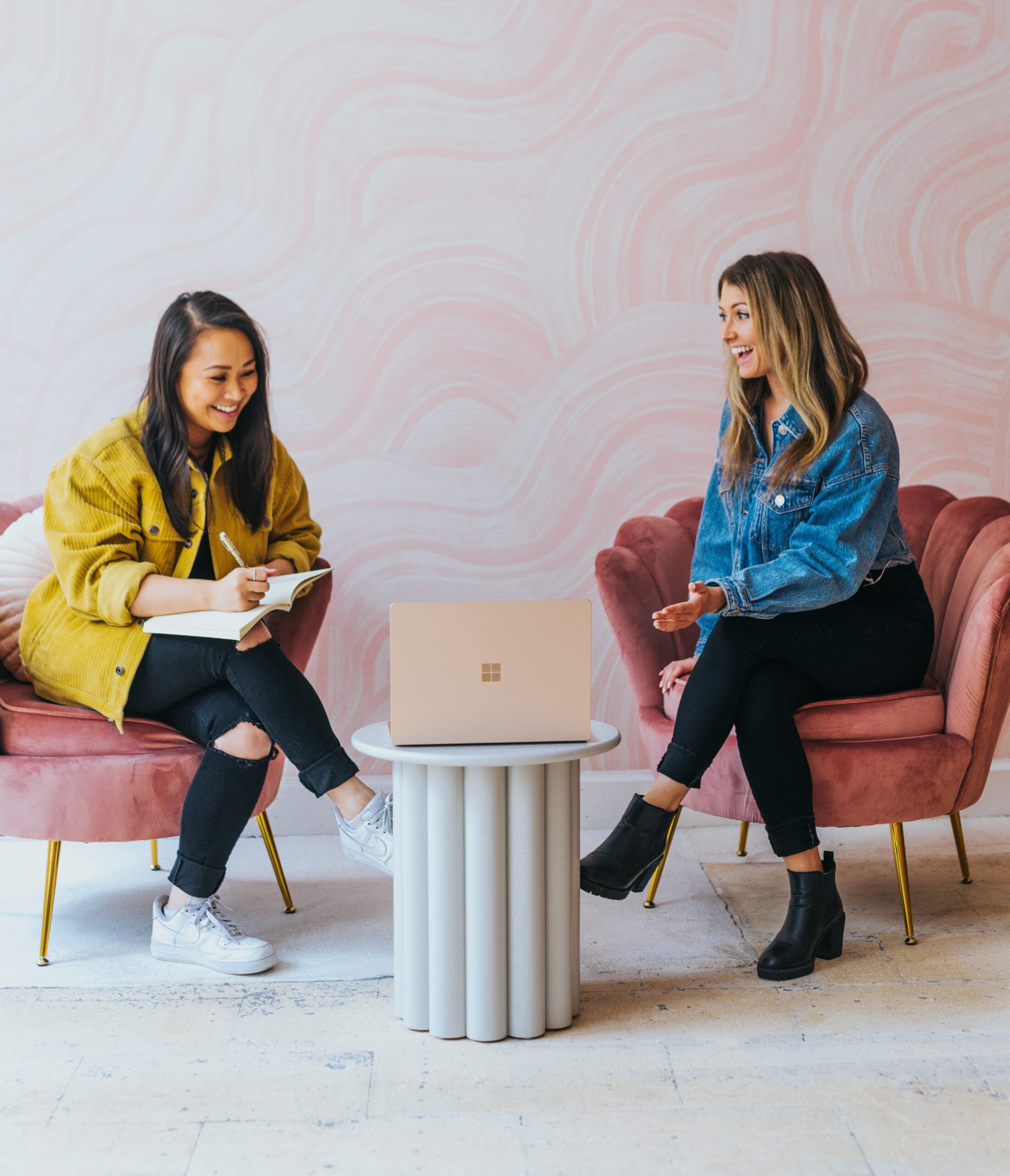 windows-hNiNxhUfCfQ-unsplash